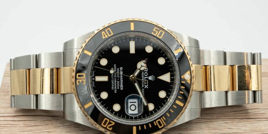 Flott Rolex Submariner 126613LN   2021