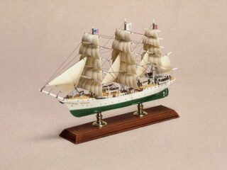 Aoshima plastbyggesett 1/350 Christian Radich 3-Mast Full-Rigged Ship (Norsk)