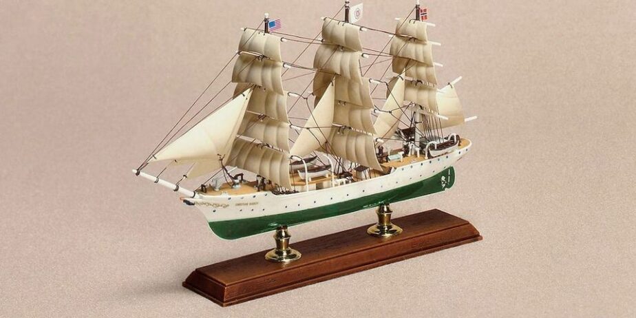 Aoshima plastbyggesett 1/350 Christian Radich 3-Mast Full-Rigged Ship (Norsk)